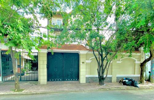 Thao Dien Villa | Gem Villa 15, biệt thự 8 phòng ngủ lớn, hồ bơi lớn