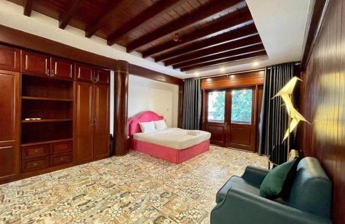 Thao Dien Villa | GemVilla 188 Large pool garden