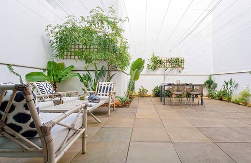 Triana Apartment | Genteel Home Pureza