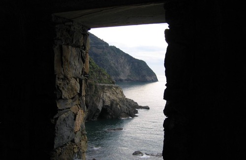 Le Grazie Apartment | Gentle attic with terraces on the Gulf of Poets center Le Grazie Portovenere