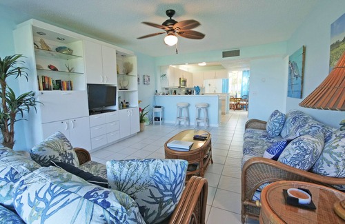 Estate Salt River Condo | Gentle Breezes by the Sea! Located in Gentle Winds Condos! 2 bedroom, 2 Baths!