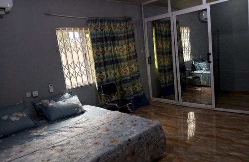 Dansoman House | GeoCom Blissful abode