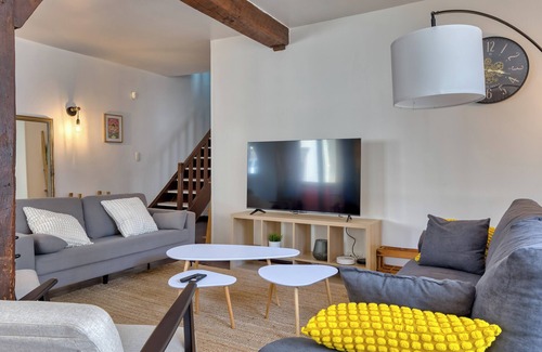 Quartier Pasteur Apartment | Geoffroy, sublime duplex à proximité de la place du vieux marché