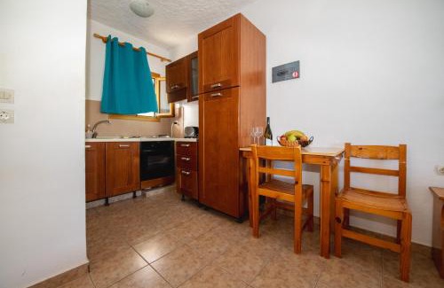 Pefkos Apartment | George Seaside Serviced Studios & Apartments