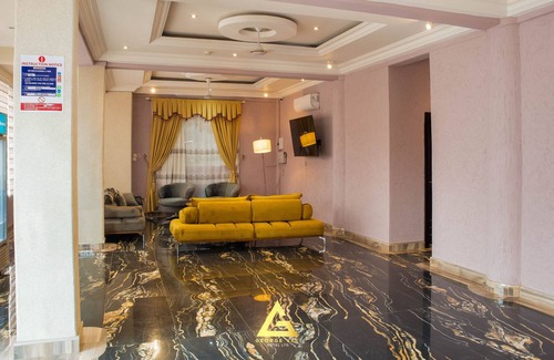 Kumasi Bed & Breakfast | George Vee
