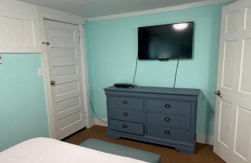 Savannah Beach Apartment | Georgianne Suite Seven