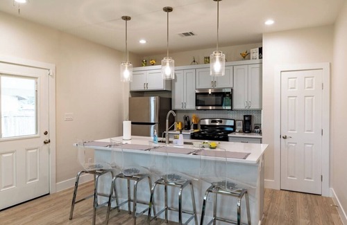 Pleasant Valley House | Gertis’s Southeast central home
