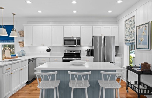 Laurel Grove House | Get A Free Night! Charming Home With 6 Seat Golf Cart! Grill*Patio/Outdoor Space