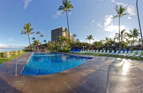 Kaanapali Hotel | Get Ready for Adventure! Outdoor Pool, Oceanview, Near Alii Kahekili Beach