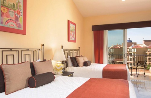 Flamingos Resort | Getaway 2BR Suite at Villa del Palmar Flamingos