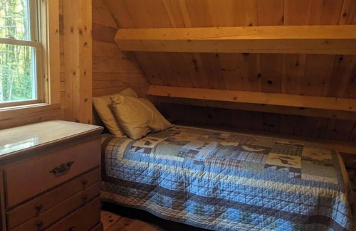 Altmar Cabin | Getaway Lodge with HOT TUB