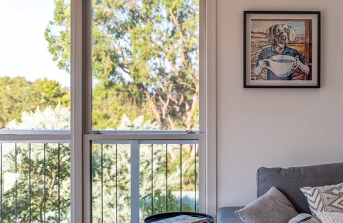Macmasters Beach House | Getawayz NSW - 'Aarini Cottage' - 600m to stunning MacMasters Beach, Coastal Walks & Cafes