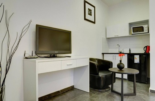 Kerem HaTeimanim Apartment | Geula Suites