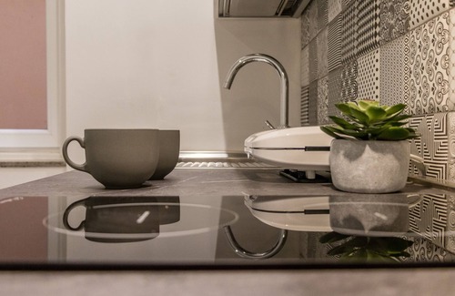 Trieste City Centre Apartment | Ghiberti Apartments - Blue and Gold