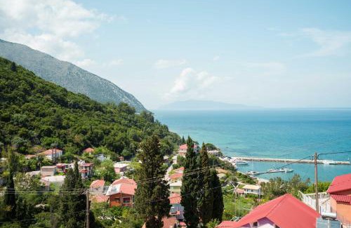 Eleios-Pronnoi Apartment | Giannatos Studios- Isabella