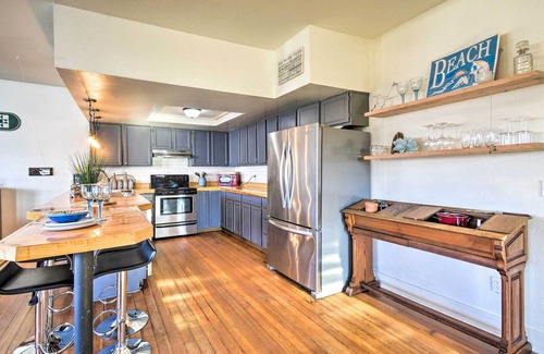 Gig Harbor House | Gig Harbor House w/Private Beach + Views!
