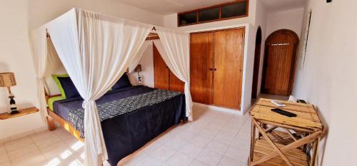 La Somone House | Ginger Villa Somone