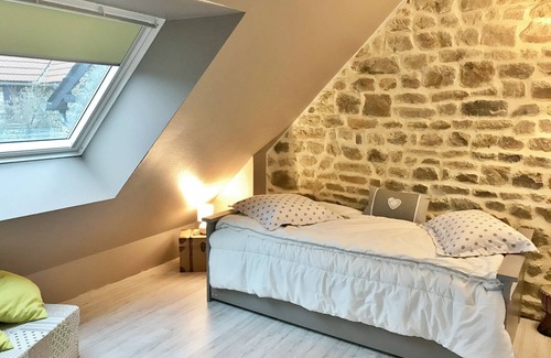 Menil-Hubert-sur-Orne House | Gite 3 ears ROCHE D'OETRE Norman Switzerland 'The Little Goose'