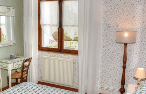 Berthenay Cottage | Gite Berthenay, 2 bedrooms, 4 persons
