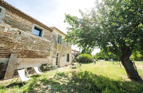 Saint-Gilles House | Gite de la Tour - Château d'Or et de Gueules- fireplace
