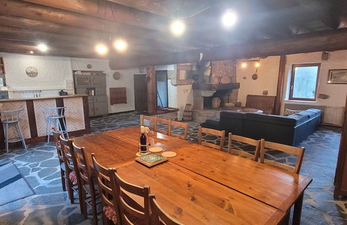 Sainte-Sigolene House | GITE DE VAUBARLET IN A PEACEFUL NATURAL SETTING