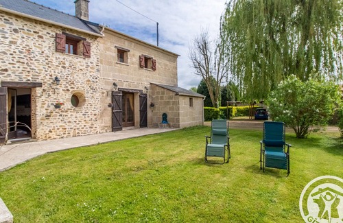 Saint-Georges-sur-Layon Cottage | Gite Doué-en-Anjou, 2 bedrooms, 5 persons