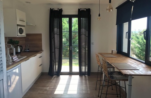 Verzeille House | Gite for 2, in the countryside, 15 minutes from the medieval town of Carcassonne