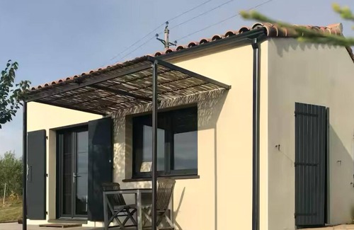 Verzeille House | Gite for 2, in the countryside, 15 minutes from the medieval town of Carcassonne