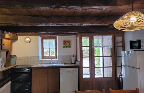 Saint-Saud-Lacoussiere House | Gite La Cave; stylish and comfortable countryside house