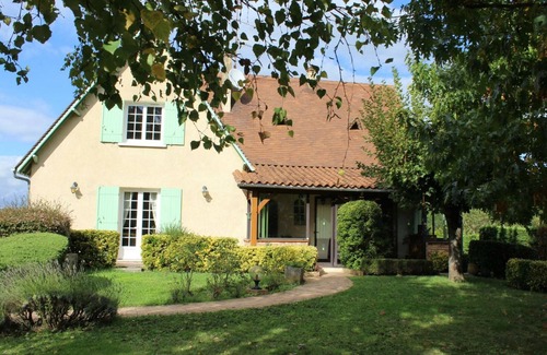 Lamonzie-Saint-Martin Cottage | Gite Lamonzie-Saint-Martin, 5 bedrooms, 8 persons