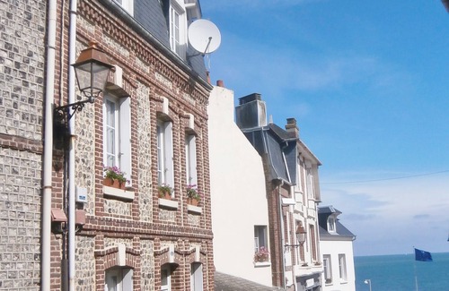 Yport House | Gite pour 8 personnes (4 chambres) à Yport à 50m de la mer (à 8km d'Etretat)