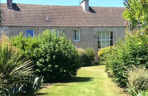 Reville House | Gite Réville, 5 bedrooms, 10 persons
