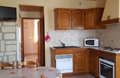 Roquebilliere Apartment | Gite Rural Loustal Vésubie Mercantour. 15 m from Thermes Berthemont les Bains