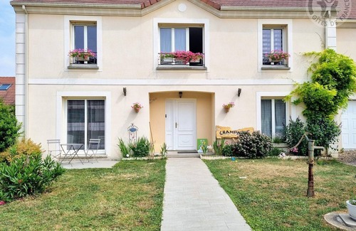 Saulx-Marchais Cottage | Gite Saulx-Marchais, 3 bedrooms, 6 persons