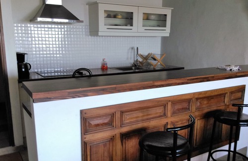 Saint-Jeannet Cottage | Gite the Azur. apartment heart of the village with panoramic view to the sea