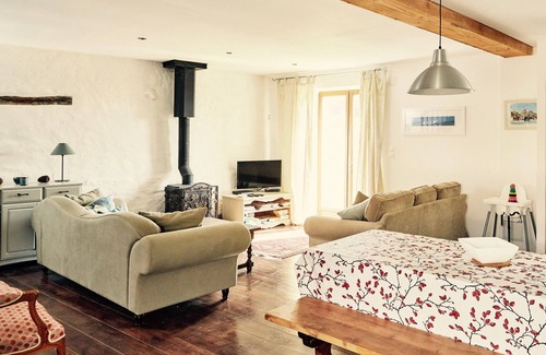 Echallat Cottage | Gites 4 Etoiles, 4 adult 2 enfants, piscine chauffée, wifi, parking, jeux