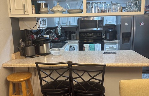 South St. Paul Condo | Gladelle. A beautiful home away from home. Cozy, Comfortable and Peaceful.