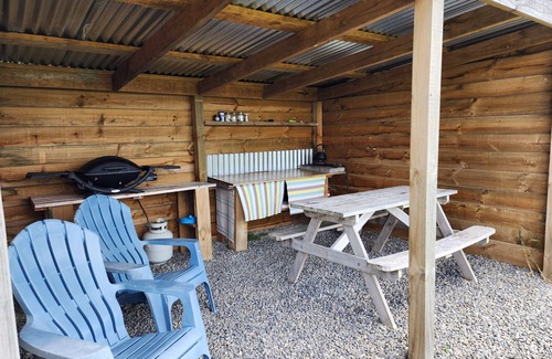 Solway Cabin | Gladstone Glamping Hut