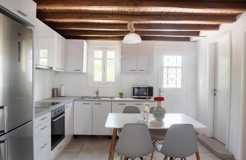Ornos Villa | Glamorous 2BR Villa in Ornos w Sea View