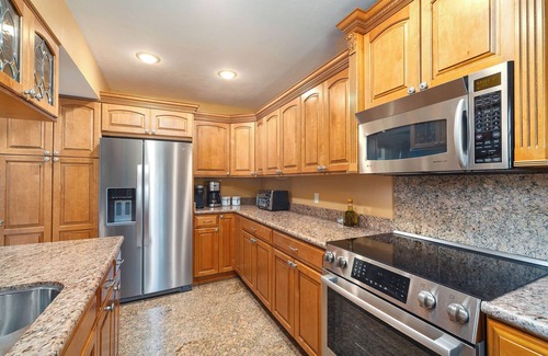 New Town House | Glamorous 3BDR/2BA Home in Key West