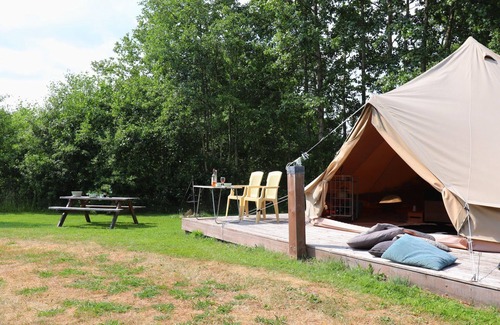 Twijzel House | Glamping Lodge in Friesland near Nature Reserves