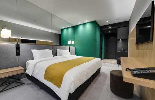 Tbilisi City Centre Hotel | Glarros OldTown