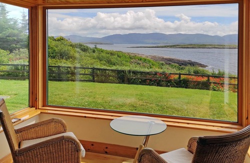 Castlecove House | Gleesk - Two Bedroom House, Sleeps 4