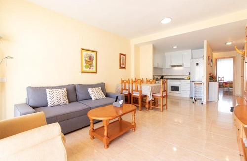 Canet de Berenguer Apartment | Global Properties, Piso practico, con terraza y piscina en la playa de Canet