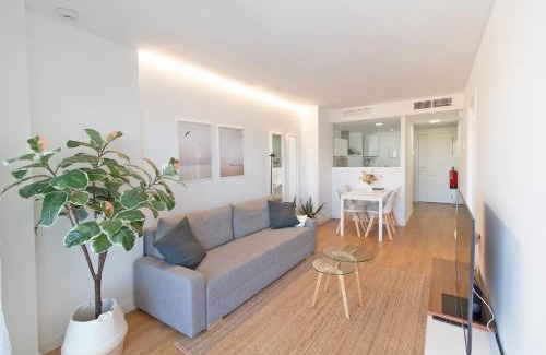 Canet de Berenguer Apartment | Global Properties, Moderno apartamento con piscina y terraza en la playa de Canet