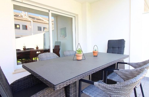 Almarda House | Global Properties, Bonito adosado con jardin en la playa de Almarda