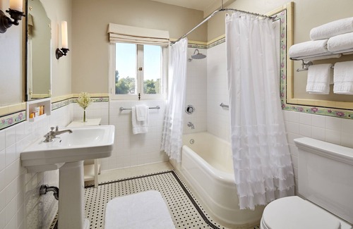 Coronado Hotel | Glorietta Bay Inn Coronado Island
