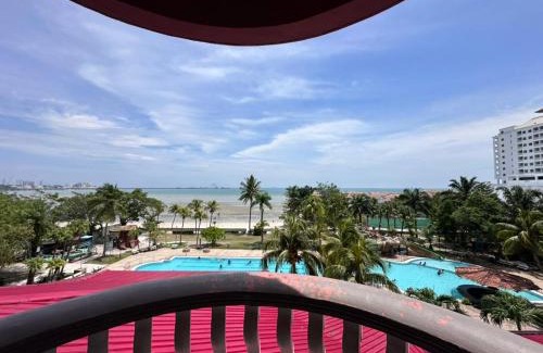 Taman Tanjung Apartment | Glory Beach SeaView 3BR NextLvl Homestay