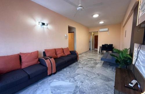 Taman Tanjung Apartment | Glory Beach SeaView 3BR NextLvl Homestay