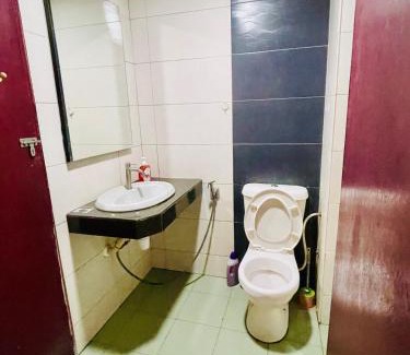 Taman Tanjung Apartment | GloryBeachResort2BedroomWifiNetflixFreeparking